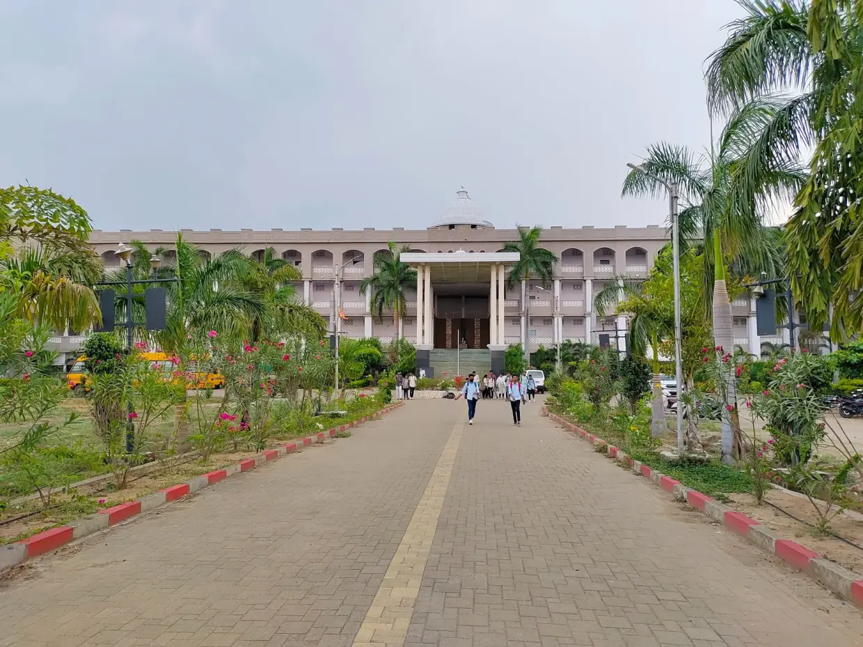 Vilasrao Deshmukh Ayurved Medical College & Research Centre